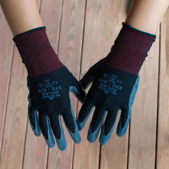 Atlas Nitrile Grip Gloves - Black SM - Garden Supplies