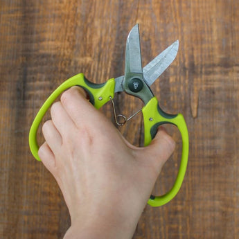 Soft feel easy to use garden scissors.